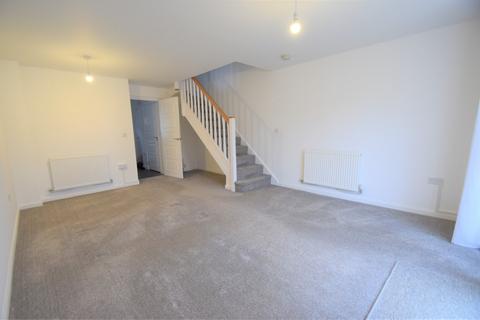 2 bedroom semi-detached house to rent, Portland Close, Cullompton, Devon, EX15