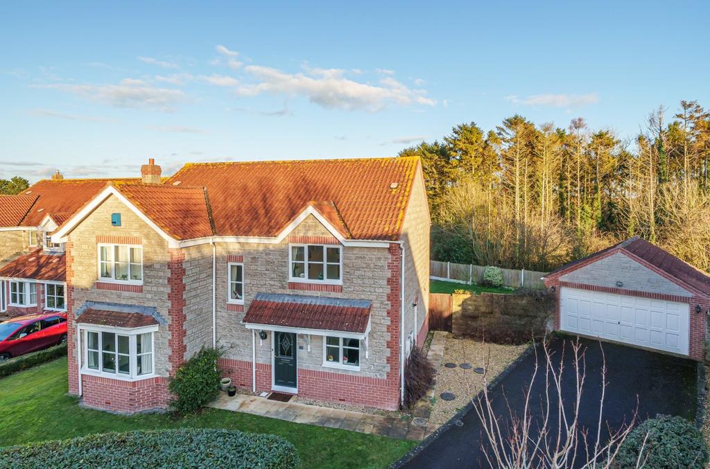 Stradling Close, Chilton Polden, TA7 4 bed detached house £525,000