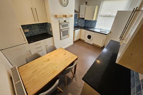Beechwood Grove, Burley, LEEDS, LS4 2LT