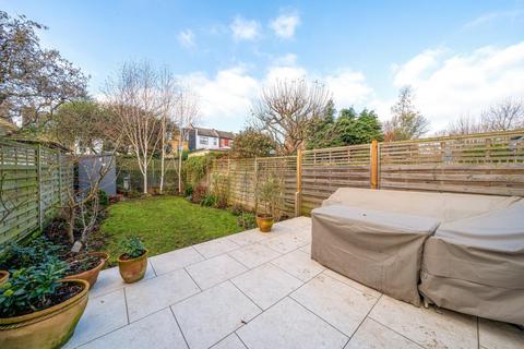 25 Ashlone Road, London, SW15 1LS