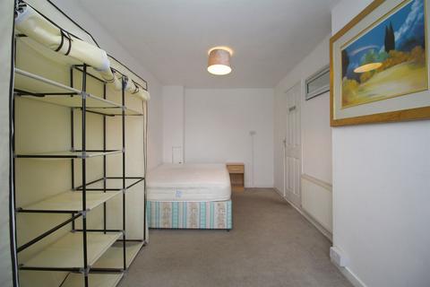 1 bedroom in a house share to rent - Haddon Way, Loughborough, LE11