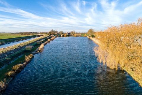 Leisure facility for sale, Thorseby Bridge, Marshchapel, Grimsby, North East Lincs, DN36