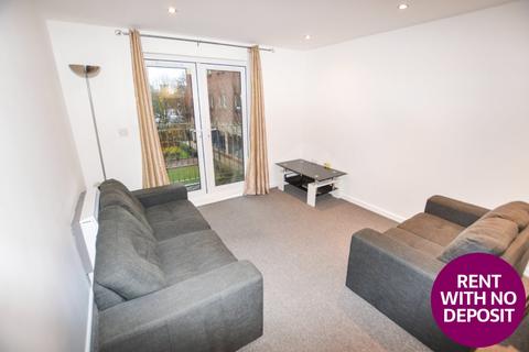 2 bedroom flat to rent, Adamson House, 4 Elmira Way, Salford, M5