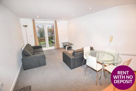 2 bedroom flat to rent, Adamson House, 4 Elmira Way, Salford, M5