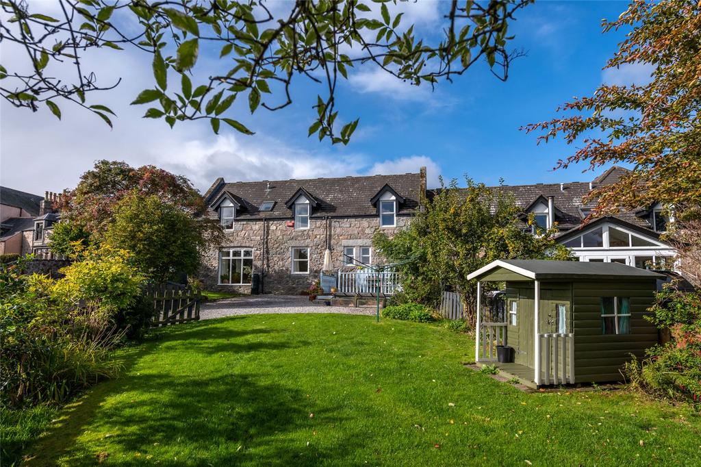 7 Fareview, Easter Beltie, Glassel, Banchory, AB31 4 bed end of terrace