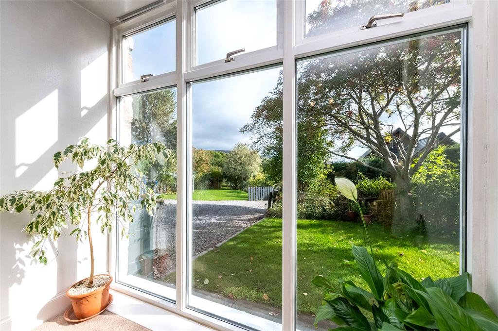 7 Fareview, Easter Beltie, Glassel, Banchory, AB31 4 bed end of terrace