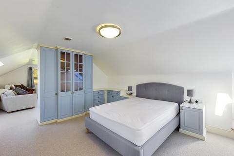 undefined, Hesleyholme Attic, Hesleyholme, Burneside, Cumbria, LA9 6QX