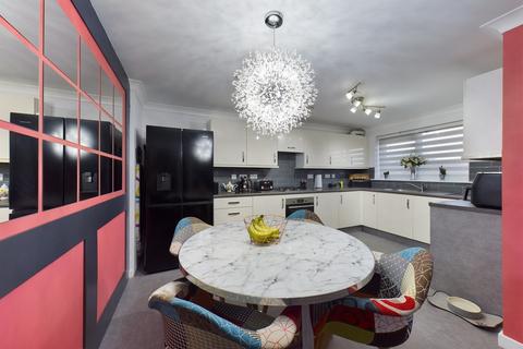 2 Beeston Lane, Askern, Doncaster, DN6 0FG