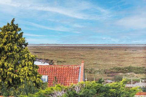 2 bedroom cottage for sale, Blakeney