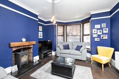 11 Broadway, Kettering, NN15 6DD