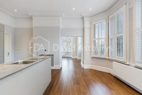 3 bedroom apartment to rent, Crouch Hall Road, Crouch End, London