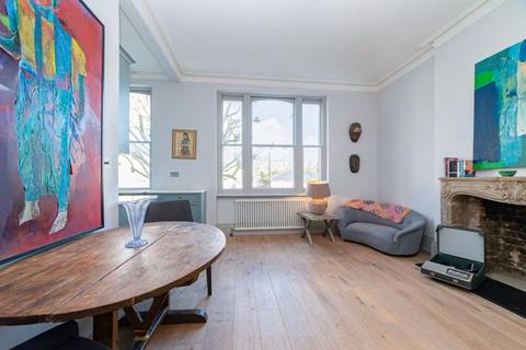 2 bedroom apartment to rent, Randolph Avenue, London