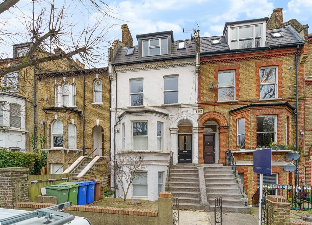 Barry Road, East Dulwich, London, SE22 2 bed apartment for sale £550,000