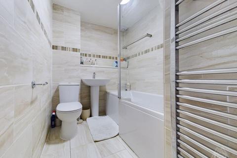 114 Tamarisk Road, South Ockendon, RM15 6HX