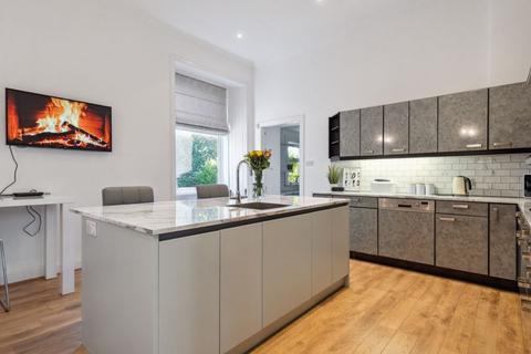 11 Blackburn Road, Ayr, KA7 2XQ