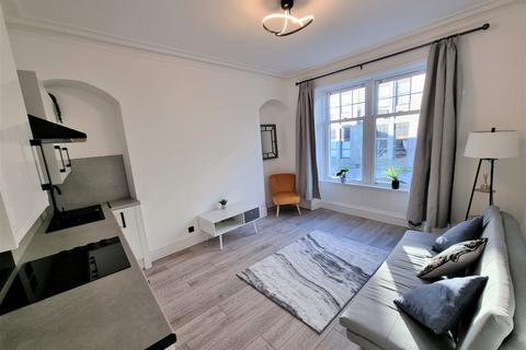 2 bedroom flat to rent, Dee Place, City Centre, Aberdeen, AB11