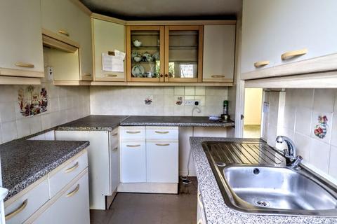 3 bedroom semi-detached house for sale - Harkness Close, Bletchley, Milton Keynes
