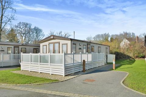 3 bedroom detached house for sale - Spring Meadows, Cotswold Hoburne, Cotswold Water Park