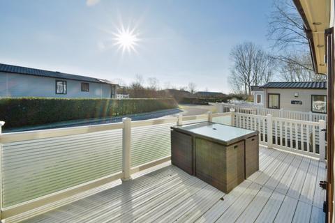 3 bedroom detached house for sale, Spring Meadows, Cotswold Hoburne, Cotswold Water Park