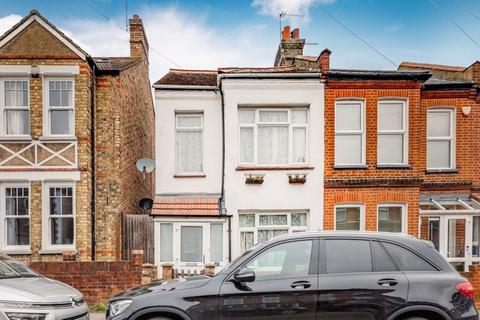 3 bedroom end of terrace house to rent - Beauchamp Road, Sutton