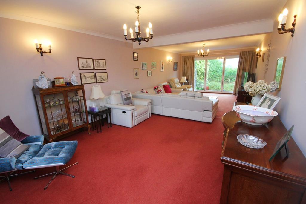 Heath Lane, Croft, Warrington, WA3 5 bed bungalow for sale £680,000