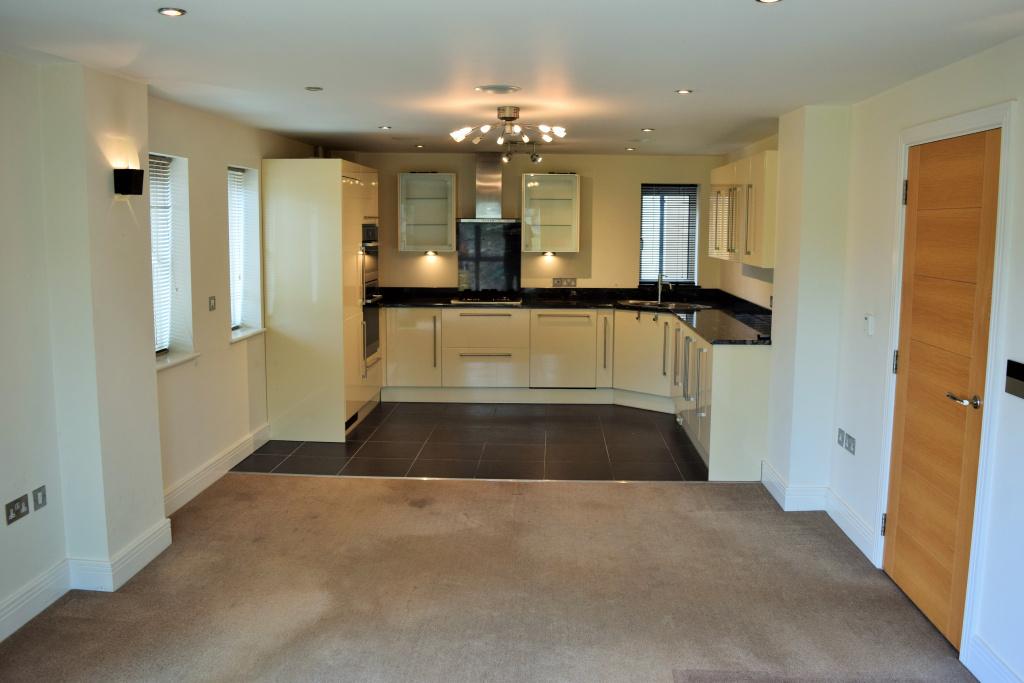 8 Riverview Court, Gwynne Street, Hereford, Herefordshire, HR4 9DF 2