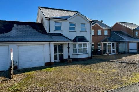 3 bedroom link detached house for sale, 31 Parc Yr Ynn, Llandysul, SA44