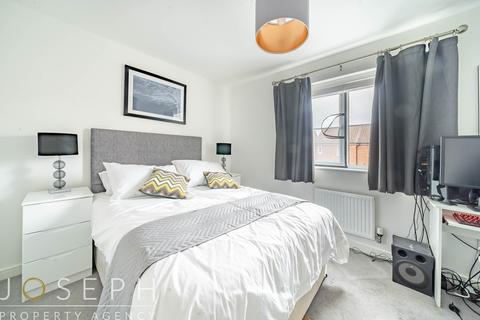 20 The Circle, Great Blakenham, Ipswich, IP6 0FE