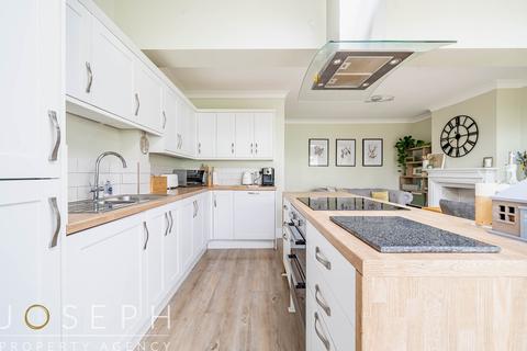 35 Beech Grove, Ipswich, IP3 0NX