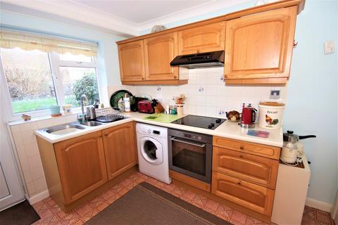 3 bedroom semi-detached house for sale, Links Drive, Bexhill-on-Sea, TN40