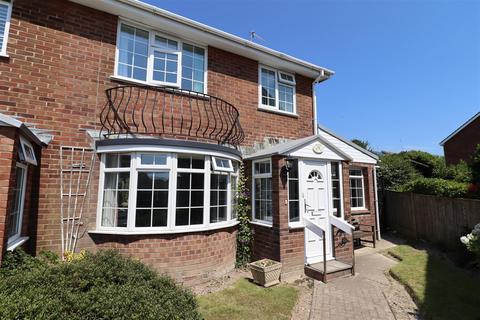 70 Links Drive, Bexhill-on-sea, TN40 1TH