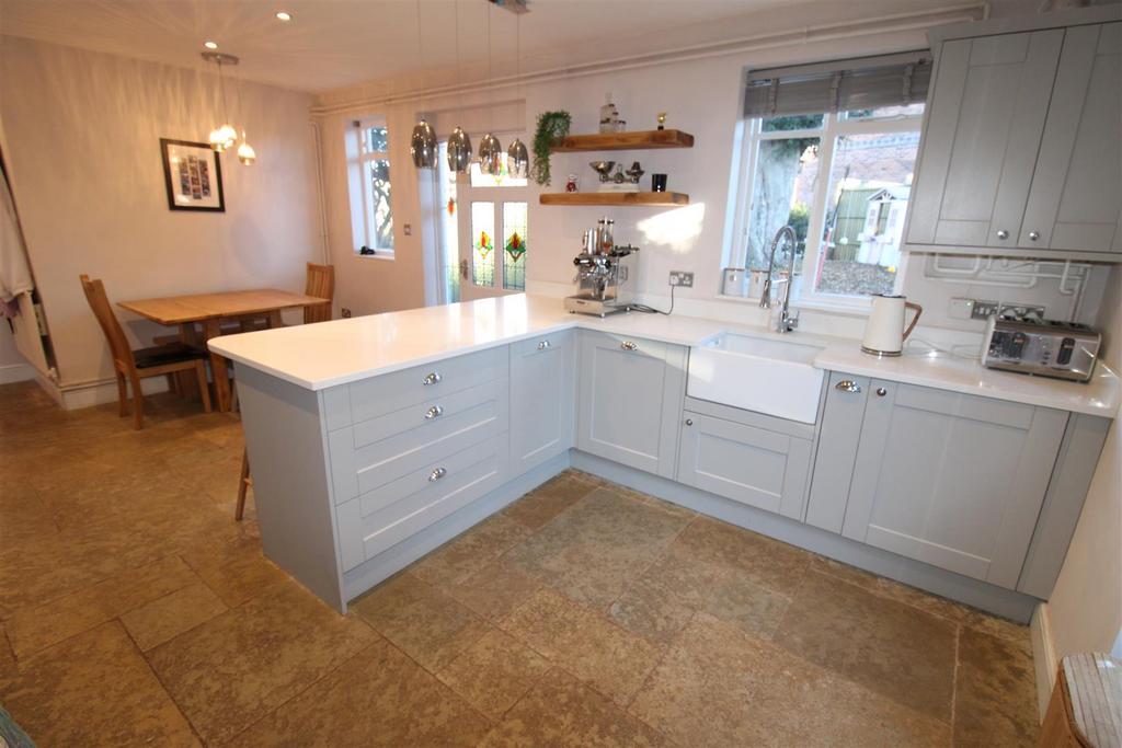 Breakfast kitchen