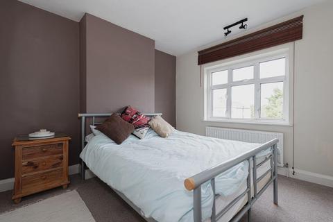 56 Rutherwyke Close, Epsom, KT17 2NB