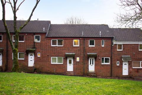 6 Chapels Brow, Darwen, BB3 0EW