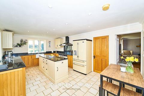 Farm Cottage Ashlyns Lane, Ongar, CM5 0ND