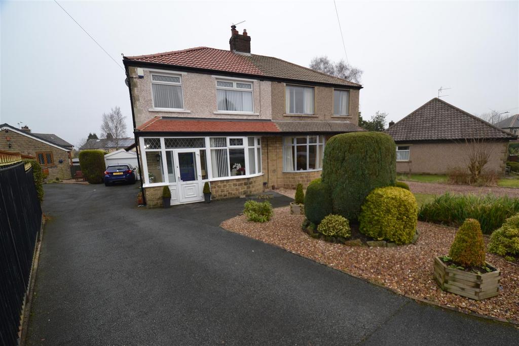 Fairway Grove, Horton Bank Top, Bradford 3 bed semidetached house £