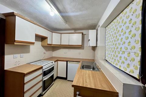 16 Gilbert Hill, Berkeley, GL13 9DH