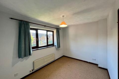 16 Gilbert Hill, Berkeley, GL13 9DH