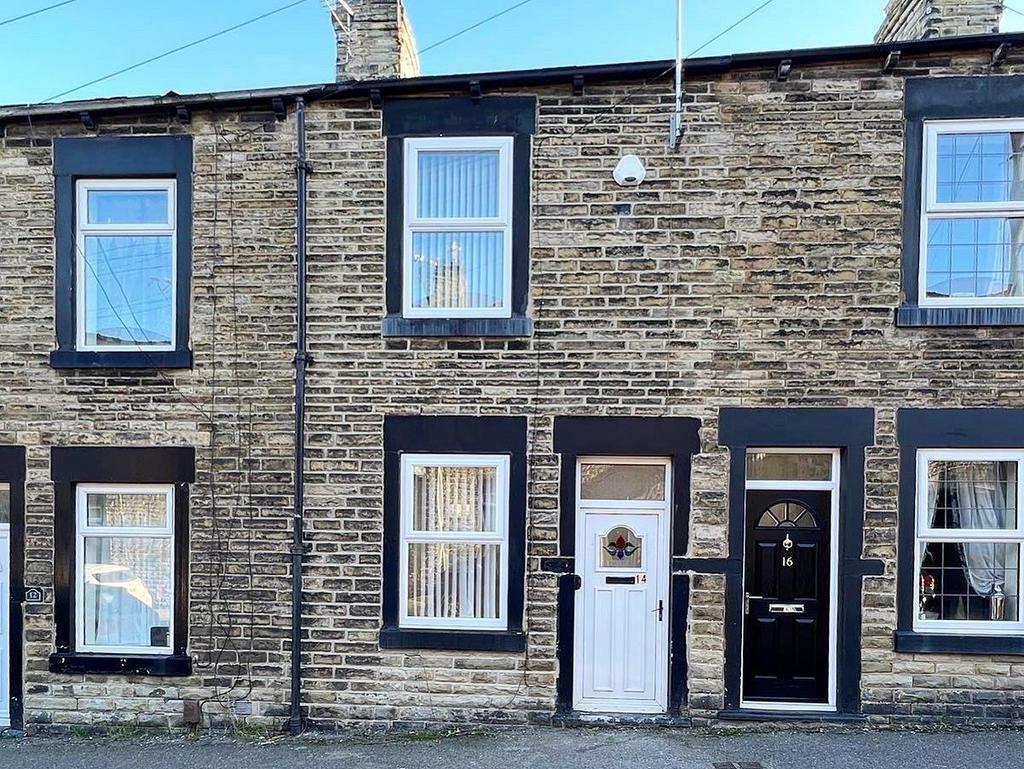 Blenheim Avenue, Barnsley 2 bed terraced house £700 pcm (£162 pw)