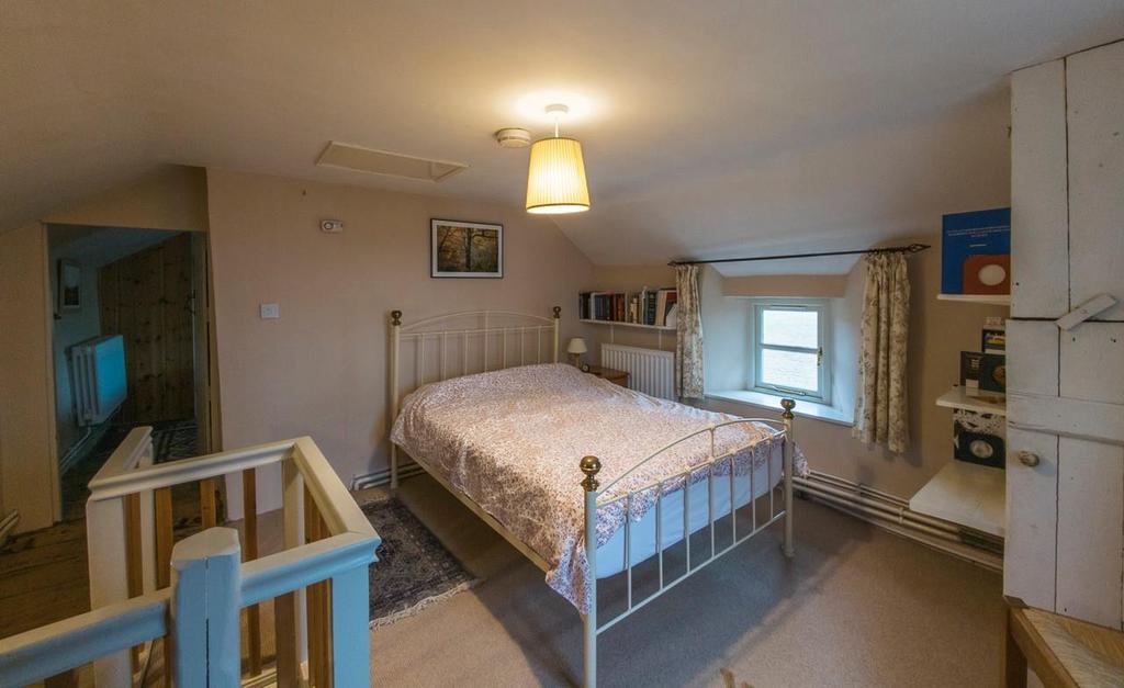 Bedroom 4.jpg