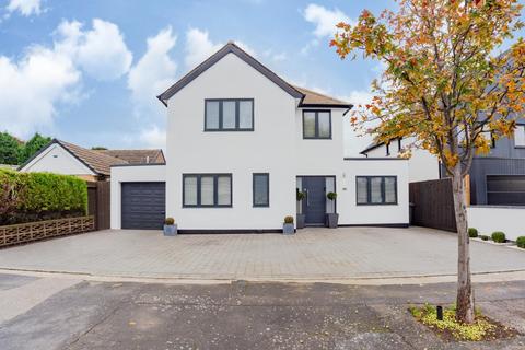3 bedroom detached house for sale - Southernhay Close, Stoneygate