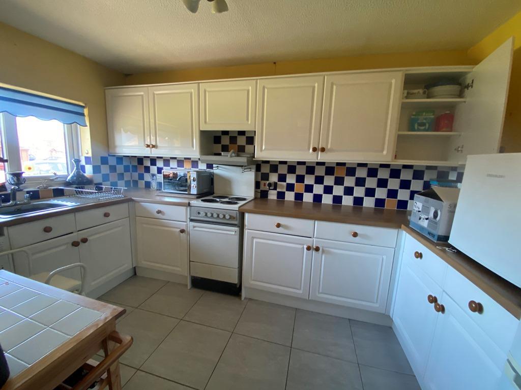 Icknield Court, Bidfordonavon 2 bed terraced bungalow for sale £130,000