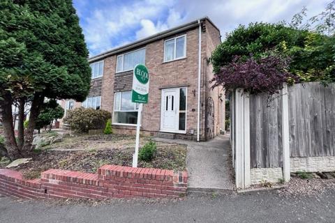 3 bedroom semi-detached house to rent, 48 Smithywood Crescent Woodseats Sheffield S8 0NT