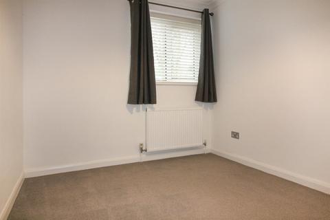 2 bedroom apartment to rent - Chadbone Close, Aylesbury