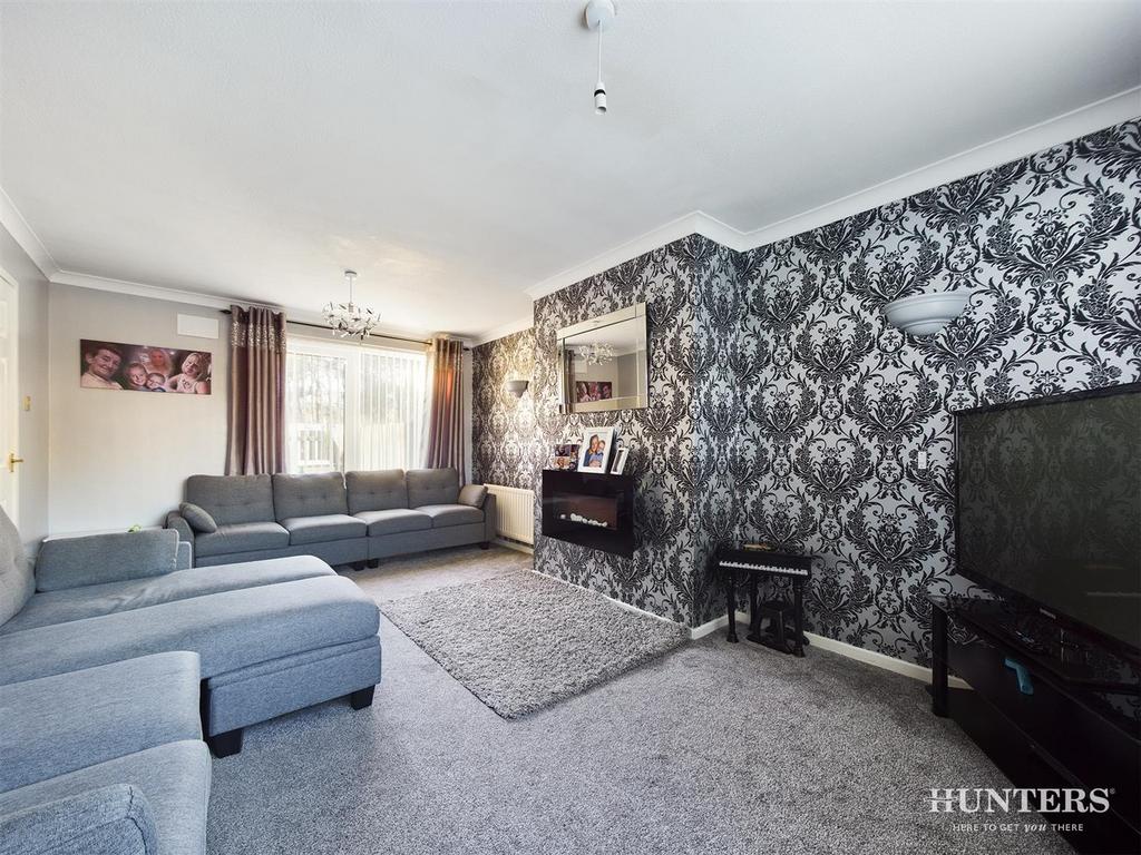 Castledene Road, Consett 3 bed semidetached house £114,950