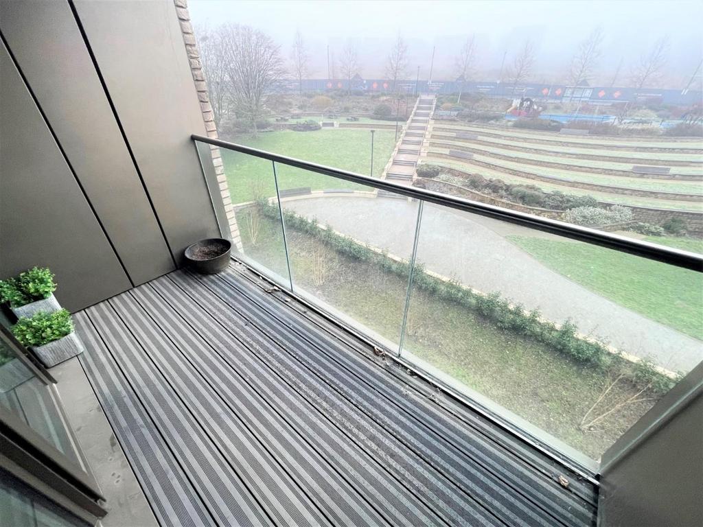 BALCONY.jpg