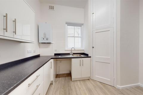 2 bedroom flat for sale - Trinity Gardens, Folkestone