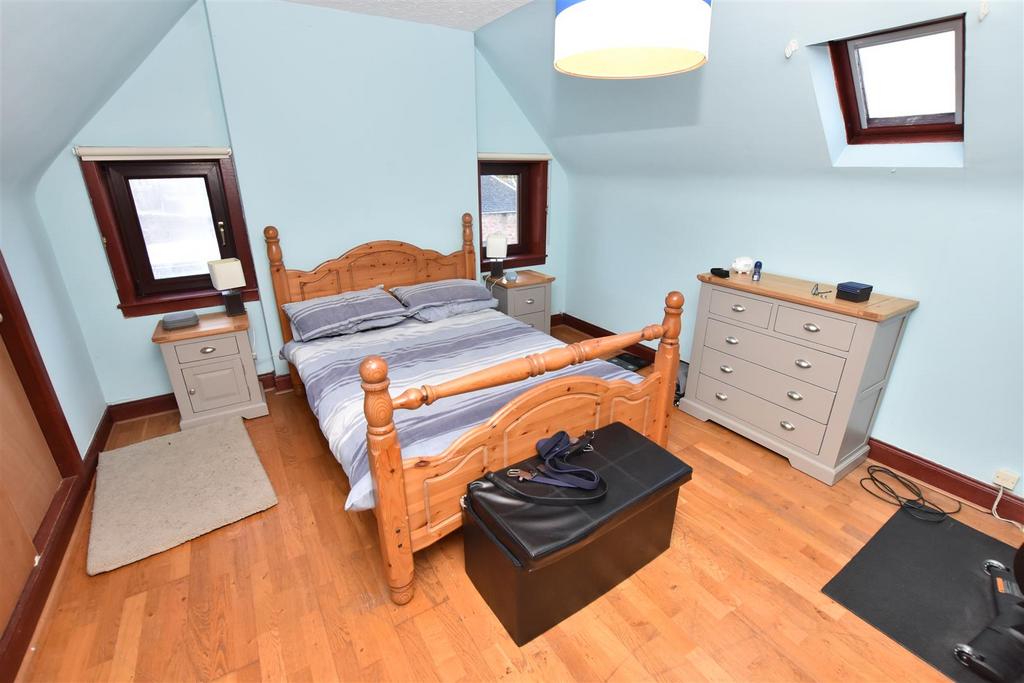 Bedroom one.jpg