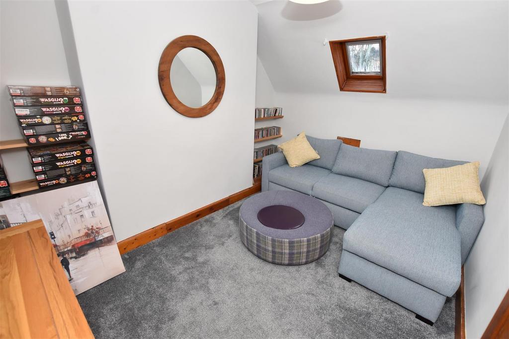 Bedroom two.jpg