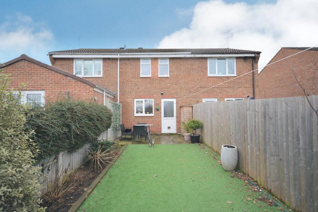 Rear garden 02.jpg